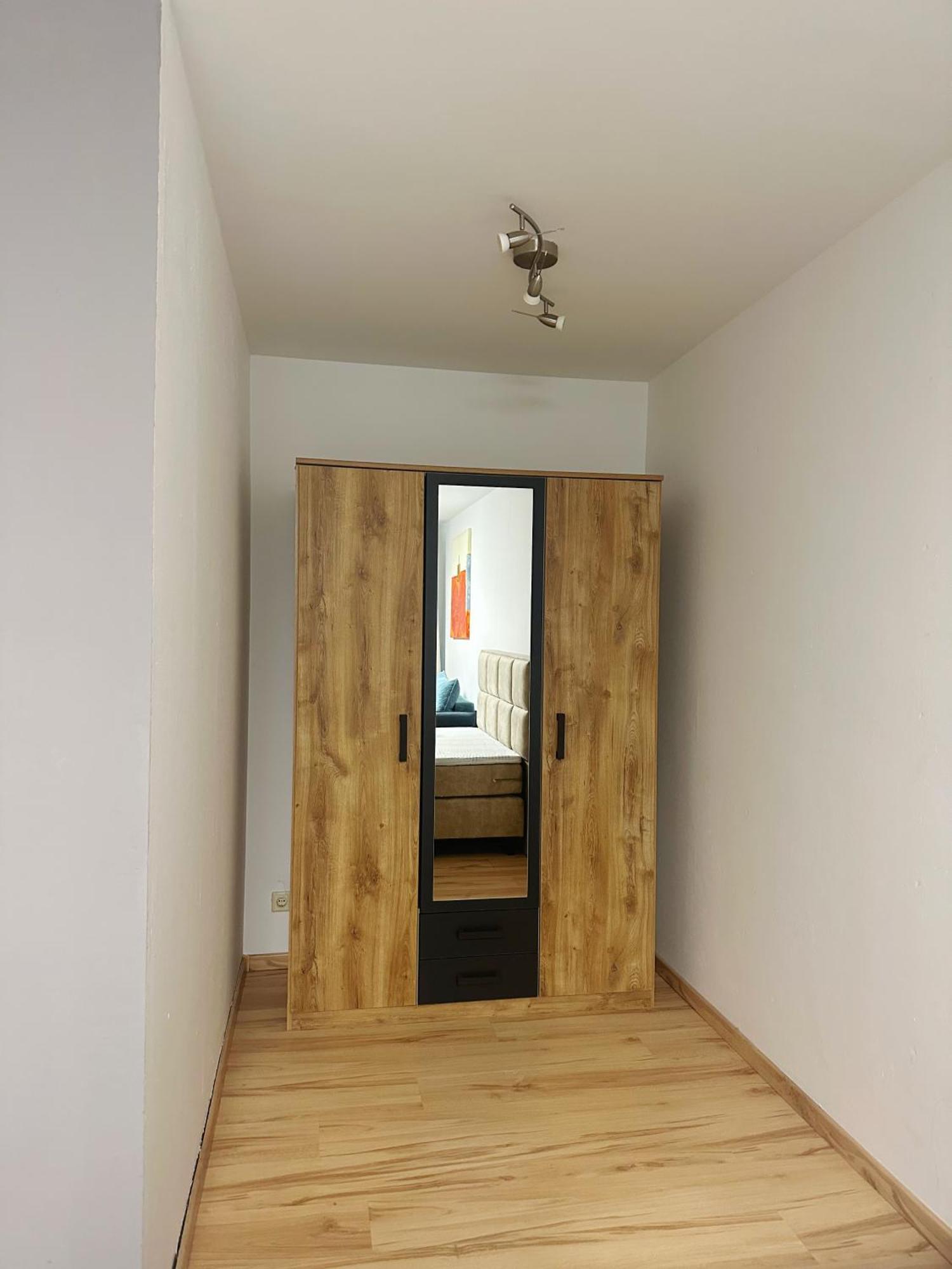 Messe Flughafen Nah Mit Waschmaschine Appartement